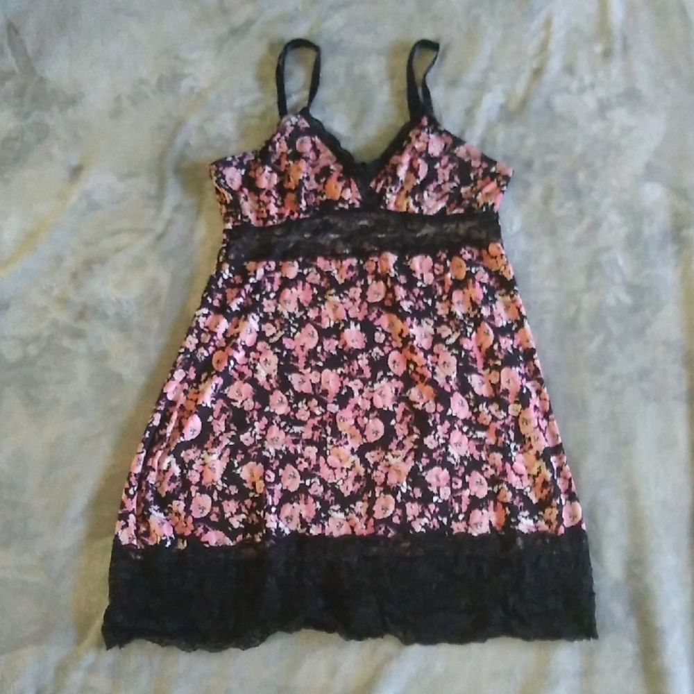 Pink Floral Black Lace Trim Nightgown